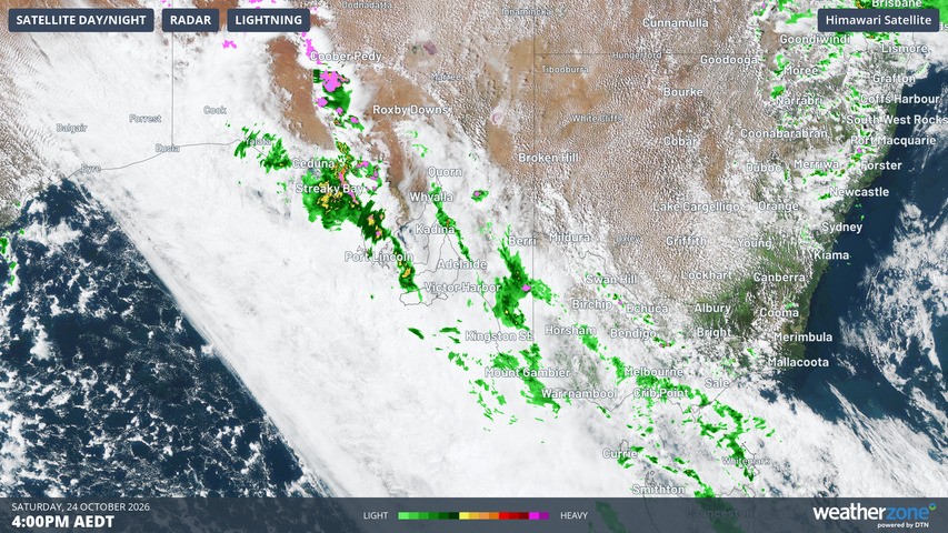 Image: Thunderstorms sweeping across South Australia and Victoria today. Source: Weatherzone